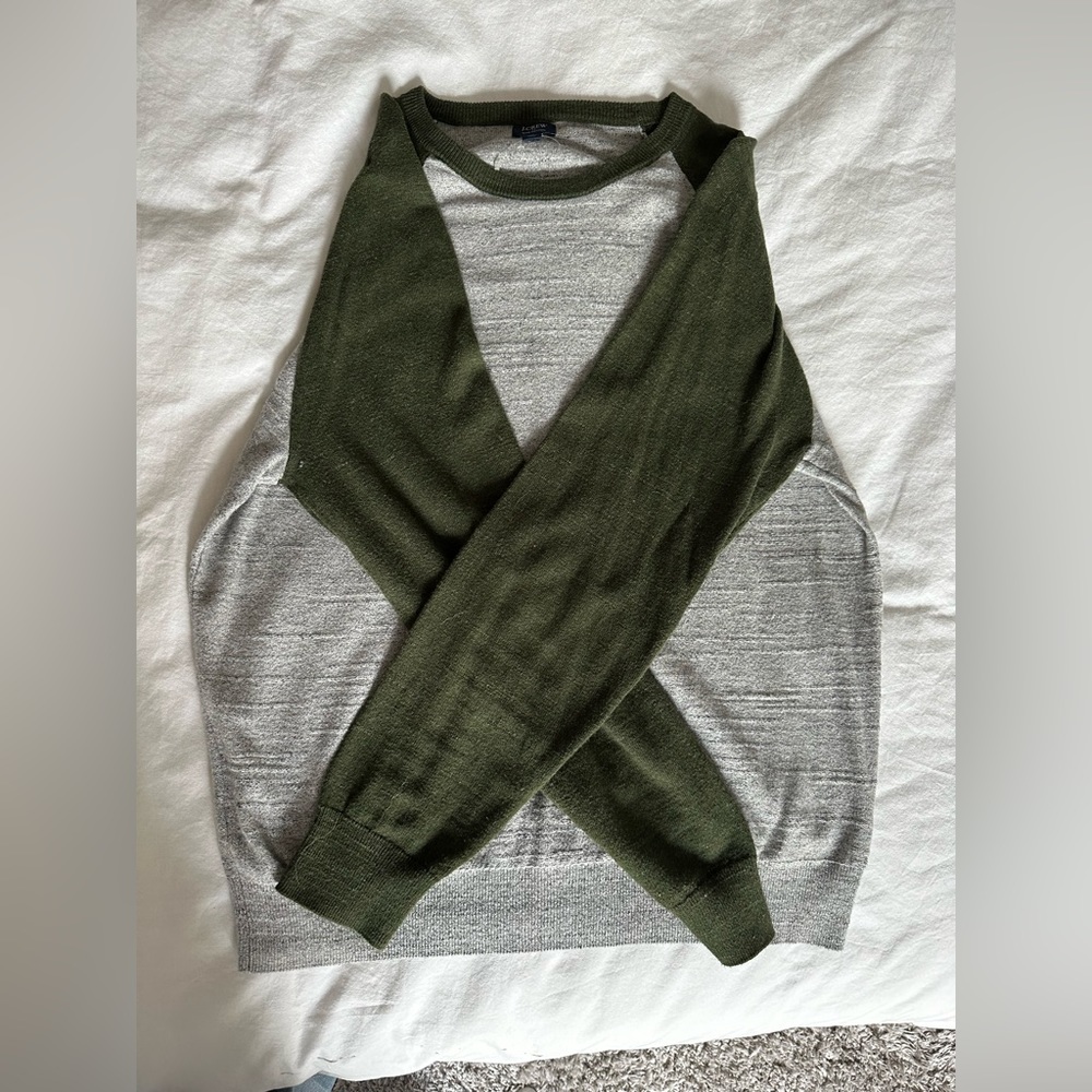 J-Crew sweater men’s large